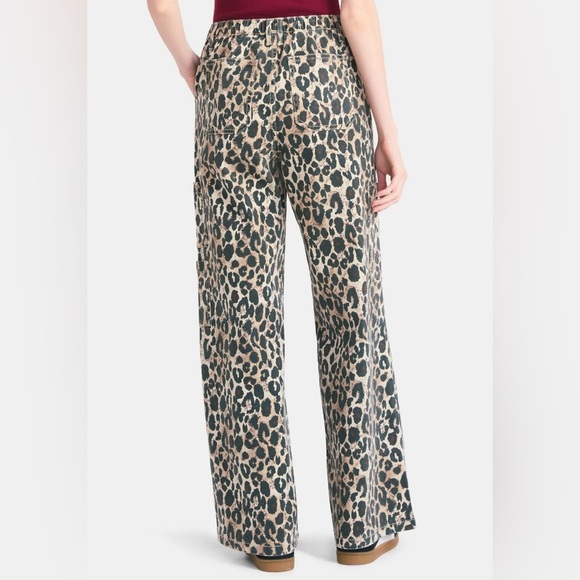 No Boundaries Leopard Animal Print Women's Cargo Wide Leg Pants - XL - Picture 4 of 7